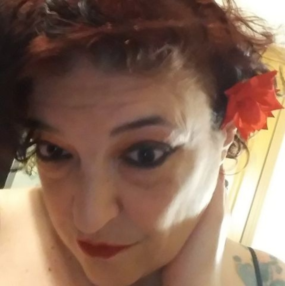 Meet your Posher, Nikki